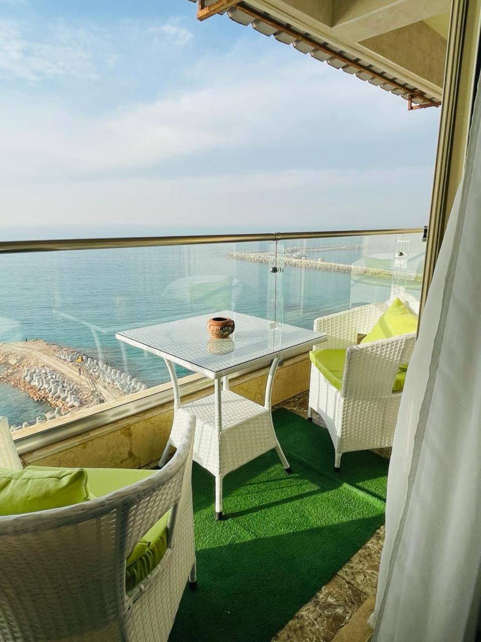Alexander House Apartment Александрия Екстериор снимка
